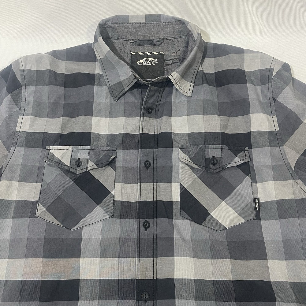 Vans Off The Wall - Blue Plaid Short Sleeve Button Down Shirt Men's XL